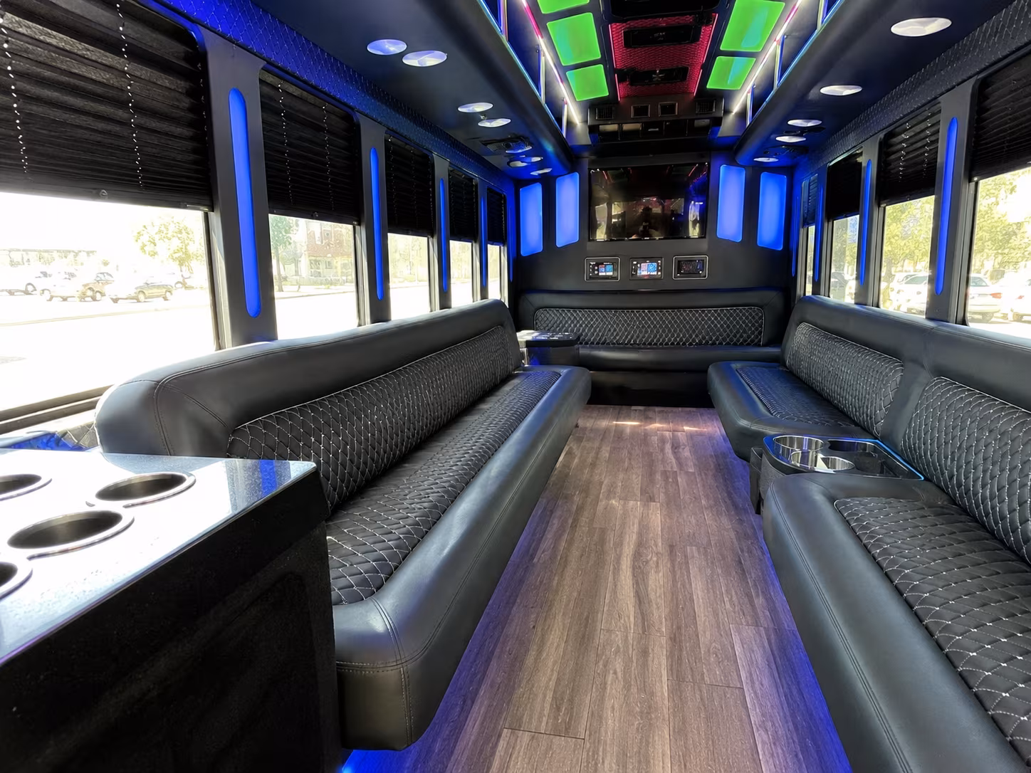 Stockton Winery Tour & Pub Crawl Transportation party bus exterior